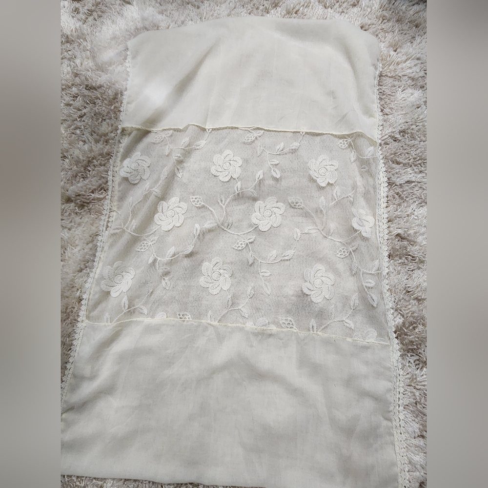 WinWin Womens Cream Ivory Sheer Embroidered Lace Floral Infinity Scarf